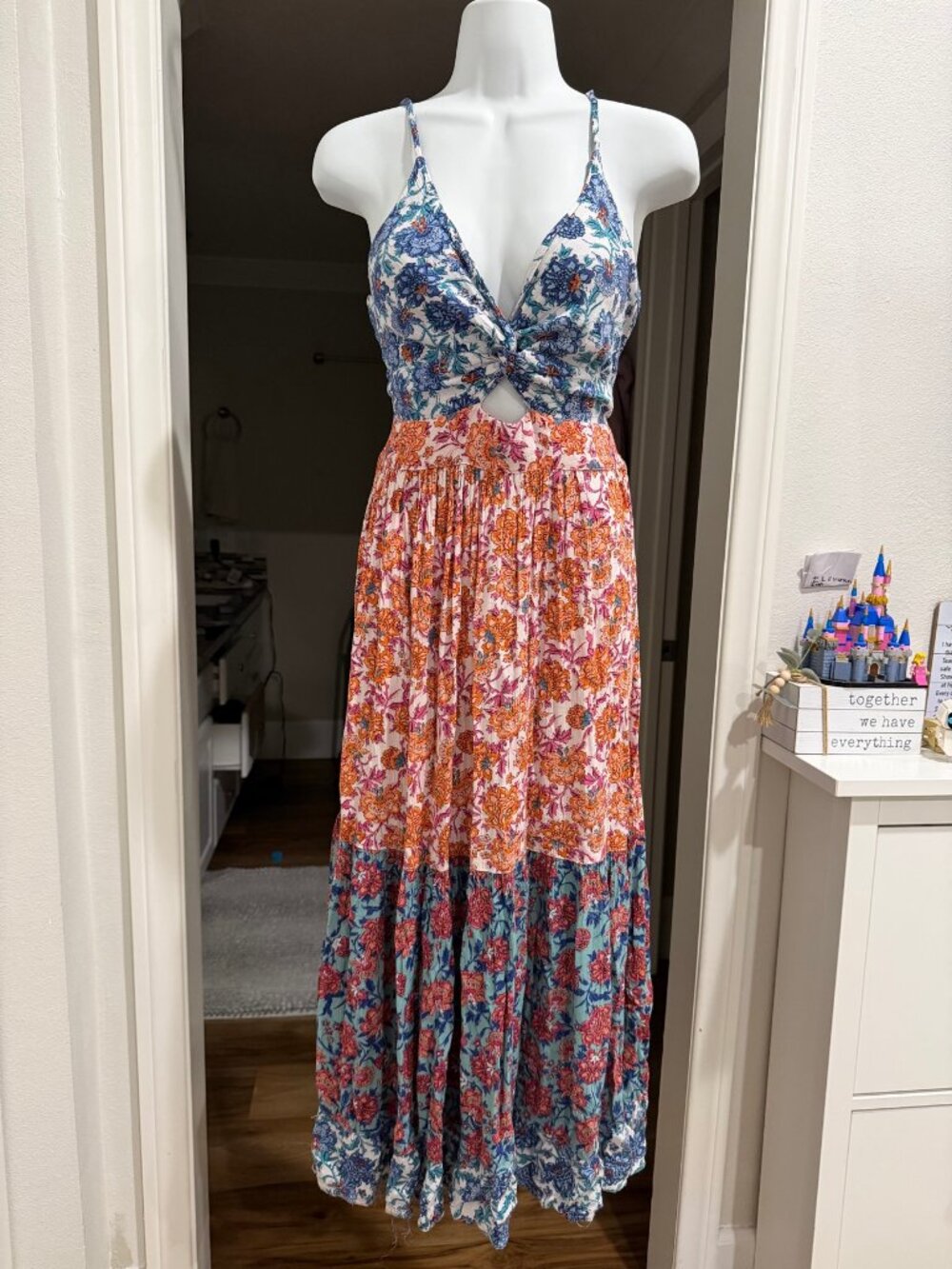 Angie Mixed Floral Maxi Dress Women's Medium Twist Front Keyhole Boho Rayon